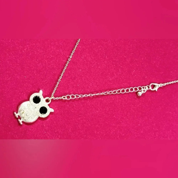 Vintage Silver Owl Pendant Necklace - Big Black Rhinestone Eyes - Picture 3 of 4